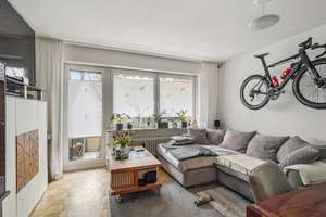Vermietete 2-Zimmer-Wohnung mit sonnigem Südbalkon in ruhiger Lage – Die vollständige Adresse der Immobilie erhältst du vom Anbieter., 81825 Berg am Laim Ost, München – Vorschaubild 3