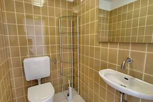 Property thumbnail 17