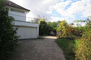 GROSSZÜGIGES 1-2 FAMILIENHAUS MIT 2 TERRASSEN, GROSSER GARAGE UND GARTEN – Die vollständige Adresse der Immobilie erhältst du vom Anbieter., 67229 Laumersheim – Vorschaubild 1