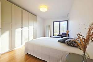 Barrierefreie 2-Zimmer-Garten-Wohnung mit Wasserblick, EBK, Fußbodenheizung und TG-Stellplatz! – Die vollständige Adresse der Immobilie erhältst du vom Anbieter., 10589 Charlottenburg, Berlin – Vorschaubild 8