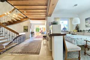 Stilvolle Villa mit Pool im Alten Westen!  – Die vollständige Adresse der Immobilie erhältst du vom Anbieter., 85049 Mitte, Ingolstadt – Vorschaubild 12