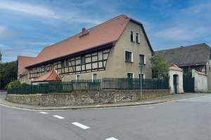 Historischer Dreiseitenhof mit großem Grundstück in Dreiskau-Muckern – Die vollständige Adresse der Immobilie erhältst du vom Anbieter., 4463 Großpösna – Vorschaubild 1