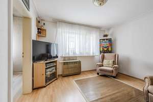 Handwerker aufgepasst: Sanierungsbedürftiges 3-Familienhaus in zentraler Lage – Die vollständige Adresse der Immobilie erhältst du vom Anbieter., 70439 Stammheim-Mitte, Stuttgart – Vorschaubild 9