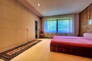 Stilvoller Bungalow in Hohenhameln: Ruhige Lage, Keller, Doppelgarage, zwei Kamine und Außenpool!  – Peine (Kreis) – Vorschaubild 16
