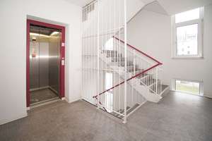 !! Frisch gestrichen !! Tolle 3 Raum CITY-Wohnung mit Einbauküche und PKW-Stellplatz am Brühl – Elisenstraße 10, 9111 Zentrum, Chemnitz – Vorschaubild 16