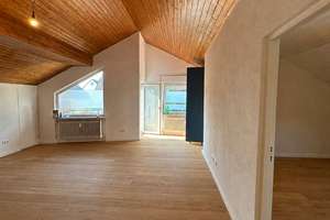Erstbezug nach Kernsanierung. 2-Zimmer-Dachgeschosswohnung in Stuttgart-Möhringen – Däumlingweg 20, 70567 Möhringen-Süd, Stuttgart – Vorschaubild 2