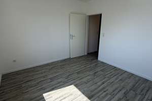 Komplett renovierte 4,5-Zimmer-Wohnung mit Balkon in Gelsenkirchen-Resse – ca. 90 m² – Middelicher Straße 280, 45892 Resse, Gelsenkirchen – Vorschaubild 16