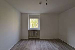 Viel Platz für Sie und Ihre Familie! Gepflegte 4-Zimmer-Wohnung in Kley! – Echeloh 14, 44149 Kley, Dortmund – Vorschaubild 3