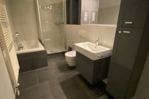 Exklusive 3-Zimmer-Wohnung mit Dachterrasse, TG-Stellplatz und EBK in Neuehrenfeld – Lukasstraße 16 A, 50823 Neuehrenfeld, Köln – Vorschaubild 8