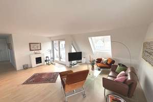 Eleganz trifft Aussicht: Hochwertige Dachgeschosswohnung in Stuttgart-Botnang – 70195 Botnang-Ost, Stuttgart – Vorschaubild 1