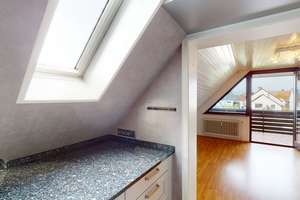 Wohnen mit Wohlfühlfaktor 
moderne Dachgeschosswohnung in Durmersheim – Die vollständige Adresse der Immobilie erhältst du vom Anbieter., 76448 Durmersheim – Vorschaubild 8