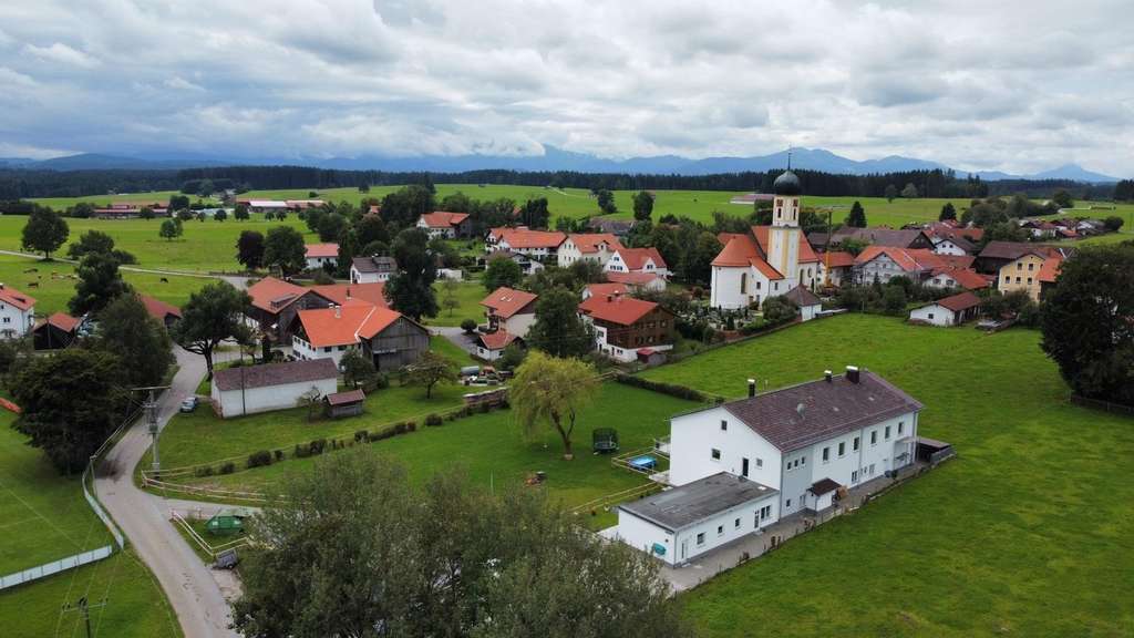 Immobilie in Marktoberdorf - Große modernisierte 2 Zi.- Wohnung sucht in Marktoberdorf neue Eigentümer - Auch für Kapitalanleger  - Bild 2