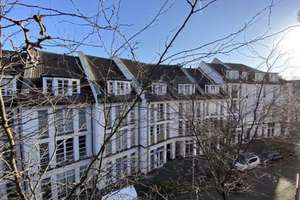 Gepflegte, lichtdurchflutete Wohnung mit Sonnenbalkon und Einbauküche in bester Lage – Irmintrudisstraße 9, 53111 Bonn-Castell, Bonn – Vorschaubild 3