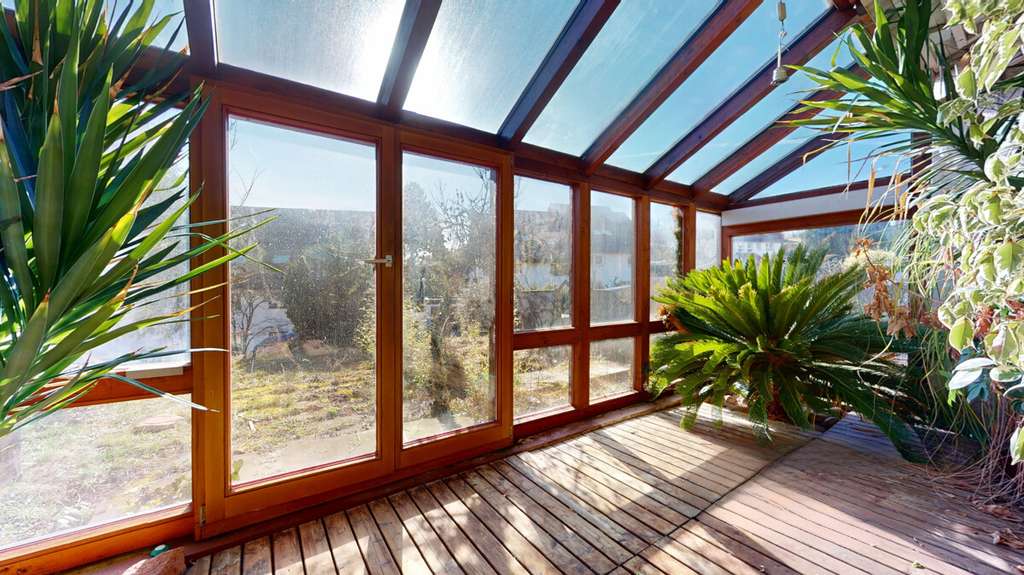 Immobilie in Weissach im Tal - Sanierungsprojekt mit Potenzial –Doppelhaushälfte mit Einliegerwohnung in ruhiger Lage von Weissach  - Bild 3