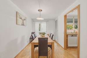 Modernisiertes Reihenmittelhaus mit privatem Garten, Balkon und Garage in begehrter Lage Vaihingens – Die vollständige Adresse der Immobilie erhältst du vom Anbieter., 70569 Dachswald, Stuttgart – Vorschaubild 7