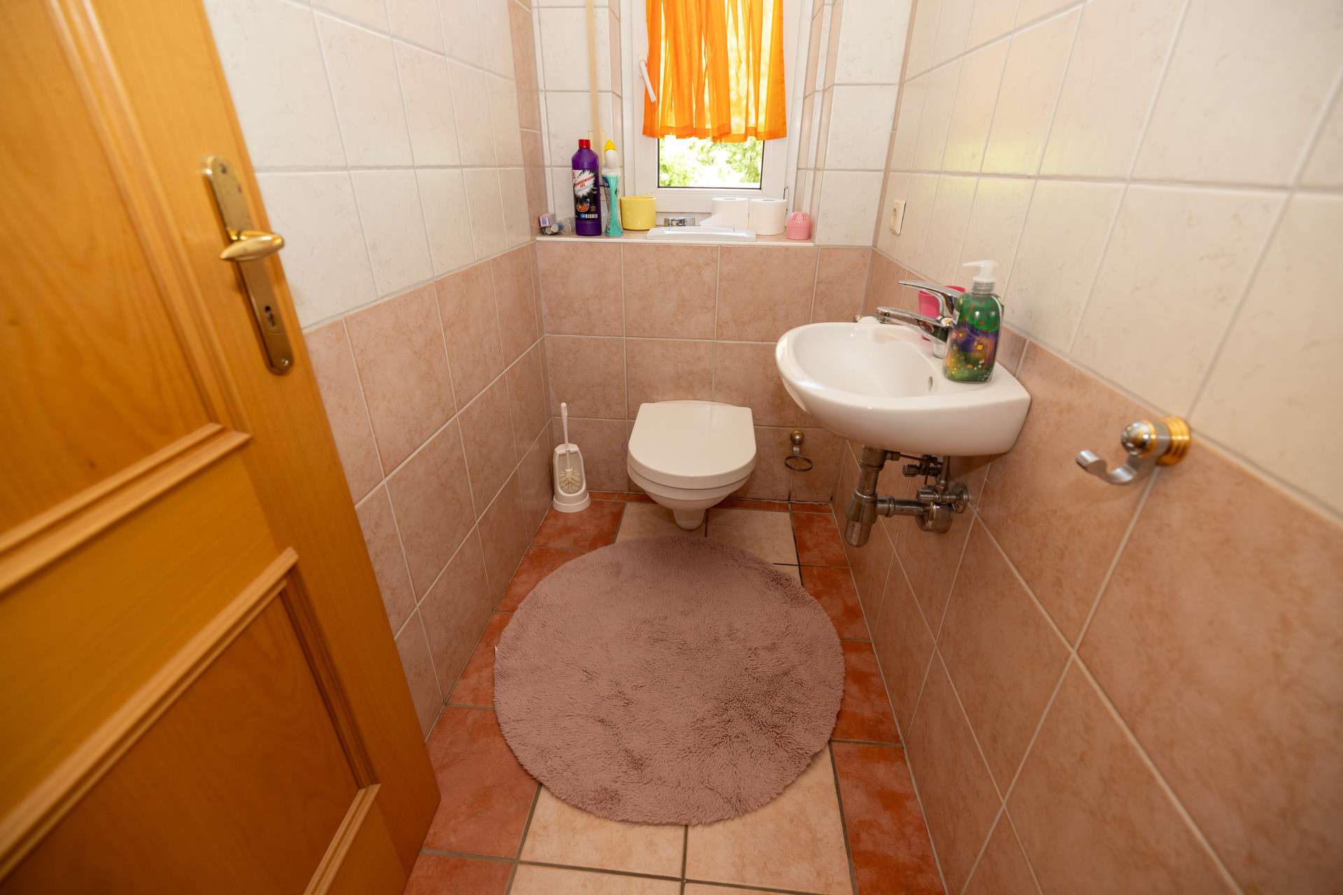 Immobilie in Niedereschach - Wohlfühlen auf allen Ebenen – modernes Zweifamilienhaus mit Garten und flexibler Nutzung - Bild 8