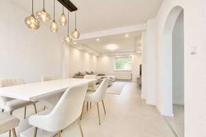 **Hochwertig modernisiertes Einfamilienhaus in ruhiger Wohnlage von Herdorf** – 57562 Herdorf – Vorschaubild 2