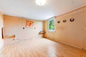 Ein Zuhause mit Perspektive - Doppelhaushälfte mit Entwicklungspotenzial in Lübeck-St. Jürgen – Die vollständige Adresse der Immobilie erhältst du vom Anbieter., 23562 Sankt Jürgen, Lübeck – Vorschaubild 15