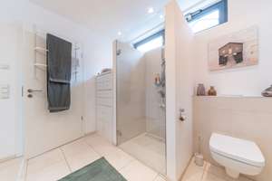 Wohntraum im Loftstil: Exklusives Einfamilienhaus in begehrter Lage von Essen-Kettwig – Die vollständige Adresse der Immobilie erhältst du vom Anbieter., 45219 Kettwig, Essen – Vorschaubild 14