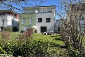 Dorfen - Moderne Doppelhaushälfte mit Garten und Dachterrasse in attraktiver Wohnlage – Die vollständige Adresse der Immobilie erhältst du vom Anbieter., 84405 Dorfen – Vorschaubild 1