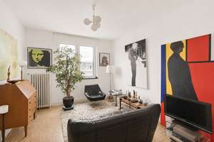 Düsseldorf-Eller: Charmante 3-Zimmer-Altbauwohnung mit Süd-Loggia und Wohnküche – Schlesische Straße 83, 40231 Eller, Düsseldorf – Vorschaubild 6