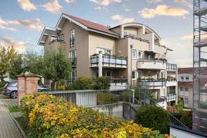 Großzügiger Schnitt - Modernisiertes Haus