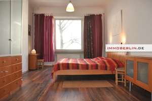 IMMOBERLIN.DE - Gepflegte Stuck-Altbauwohnung mit Loggia in Trendlage beim Tempelhofer Feld – Die vollständige Adresse der Immobilie erhältst du vom Anbieter., 12051 Neukölln (Ortsteil), Berlin – Vorschaubild 4