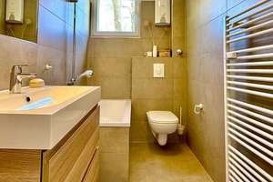 Lichtdurchflutete 2,5 Zimmer Wohnung mit Balkon und hochwertiger Modernisierung im Berliner Westend – Die vollständige Adresse der Immobilie erhältst du vom Anbieter., 14055 Westend, Berlin – Vorschaubild 29