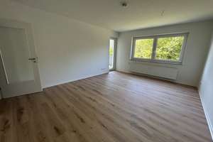 Modernisierte 4-Zimmerwohnung mit Balkon! – Lindenstr. 37, 37520 Osterode am Harz – Vorschaubild 4