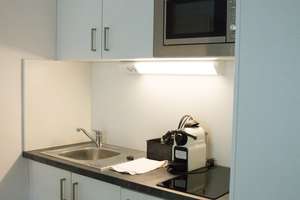 Attraktives, komplett möbliertes Studio-Apartment – Steinhauser Str. 3, 81677 Steinhausen, München – Vorschaubild 7