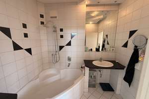 Attraktive 2-Zimmer-Eigentumswohnung mit Balkon, Dachterrasse und Stellplatz in Reutlingen – 72766 Sondelfingen, Reutlingen – Vorschaubild 5