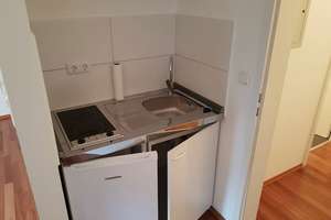 Helle 1-Zimmer-Wohnung mit Balkon und Tiefgaragenstellplatz in Würzburg – Die vollständige Adresse der Immobilie erhältst du vom Anbieter., 97072 Sanderau, Würzburg – Vorschaubild 2