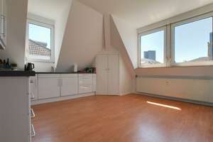 Stilvoll wohnen im Westend – hochwertige 2,5-Zimmer-Wohnung mit Loggia – 60325 Westend-Süd, Frankfurt am Main – Vorschaubild 6