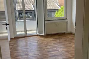 Exklusive, gepflegte 1-Zimmer-Wohnung mit 2 Balkonen in Altstadt & Neustadt-Süd, Köln – Rosenstraße 16, 50678 Altstadt/Süd, Köln – Vorschaubild 2