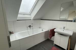 Helle 3-Zimmer Maisonette-Wohnung im 3. OG in Karlsruhe-Neureut – Teutschneureuter Straße 30b, 76149 Neureut, Karlsruhe – Vorschaubild 8