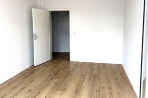 +++Frisch saniert+++helles DG mit familienfreundlichem Zuschnitt und Balkon+++ – 39112 Leipziger Straße, Magdeburg – Vorschaubild 8