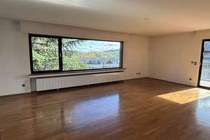 Großzügige Villa im Dornröschenschlaf: Wohnen, Arbeiten und Wellness-Oase unter einem Dach!!! – Die vollständige Adresse der Immobilie erhältst du vom Anbieter., 53639 Königswinter – Vorschaubild 7