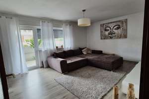 Helle 3,5 Zimmer Wohnung mit Balkon, EBK, Aufzug und Waldrandlage auf dem Haidach – Glogauer Straße 17, 75181 Haidach, Pforzheim – Vorschaubild 3
