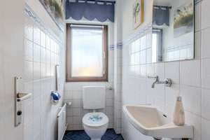 Großzügige 4-Zimmer Maisonette Wohnung mit Loggia – 70599 Plieningen (Ortsteil), Stuttgart – Vorschaubild 5