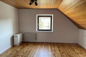 Vollständig renoviertes Einfamilienhaus mit fünf Zimmern und EBK in Burglengenfeld, Burglengenfeld – Die vollständige Adresse der Immobilie erhältst du vom Anbieter., 93133 Burglengenfeld – Vorschaubild 18