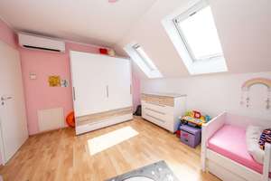 Familienglück in Bestlage:  Stilvolles Haus mit Pool, Sauna & viel Platz – Im Winkel 38B, 51063 Mülheim (Ortsteil), Köln – Vorschaubild 12