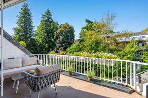 Penthouse-Flair in Düsseltal – lichtdurchflutete Dachgeschosswohnung mit Sonnenterrasse & Balkon – Die vollständige Adresse der Immobilie erhältst du vom Anbieter., 40237 Düsseltal, Düsseldorf – Vorschaubild 6