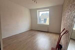 Altbauwohnung mit Ausbaupotenzial | 51 m² Wohnfläche + 28 m² Spitzboden – Die vollständige Adresse der Immobilie erhältst du vom Anbieter., 42283 Barmen, Wuppertal – Vorschaubild 7