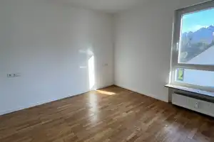 lichtdurchflutet und modern: 3-Zimmer-Wohnung in ruhiger Lage von Heilbronn-Ost – Heilbronn – Vorschaubild 2