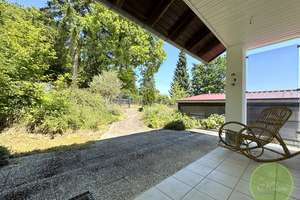 ** Endlich ZUHAUSE! Freistehendes Haus * Fernblick * ca. 1.500 qm Grund * Wintergarten * Carport ** – Die vollständige Adresse der Immobilie erhältst du vom Anbieter., 92277 Hohenburg – Vorschaubild 2