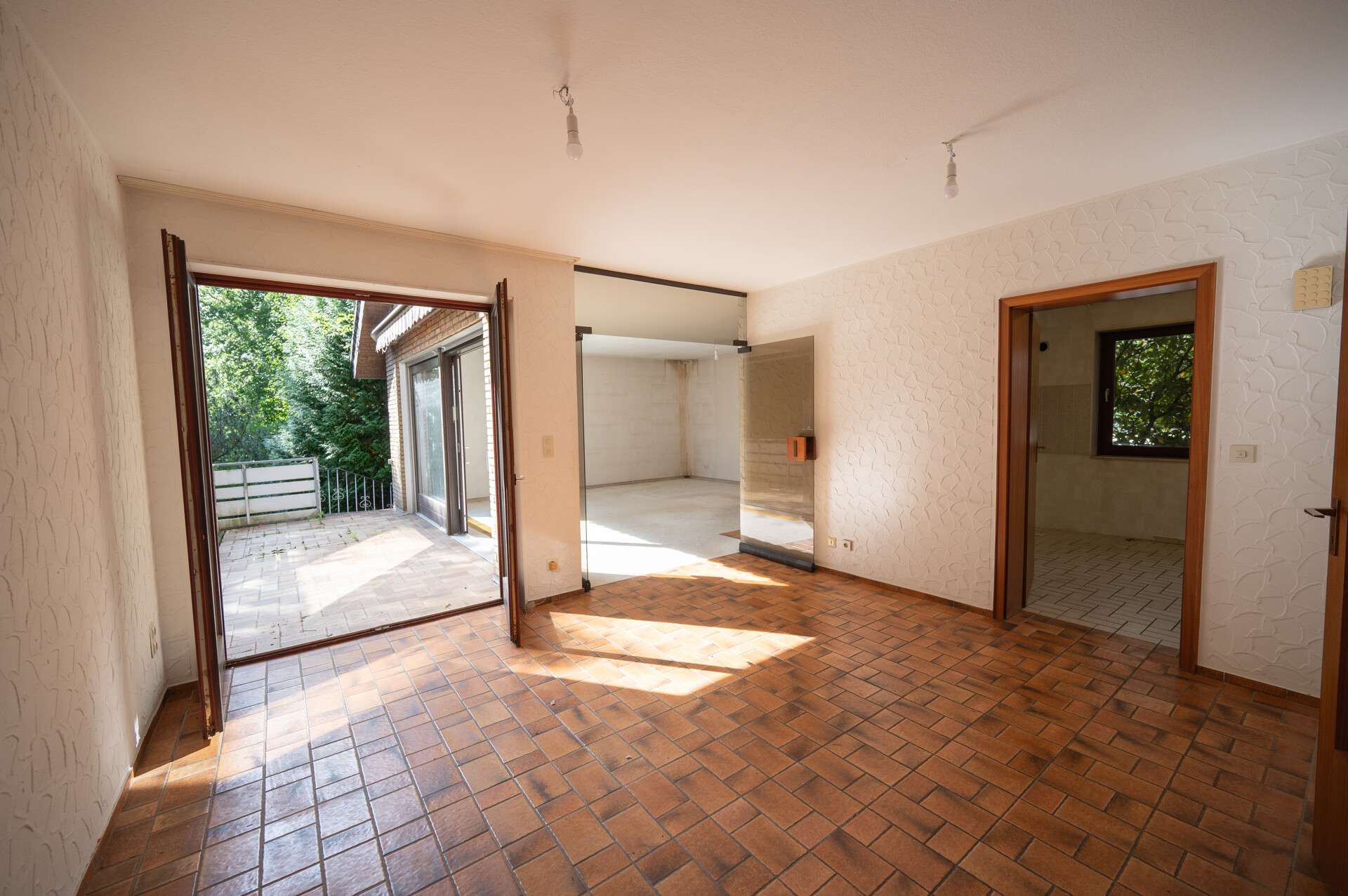 Immobilie in Hiddenhausen - Großzügiges Wohnidyll mit Naturgrundstück und attraktiver Käuferprovision - Bild 9