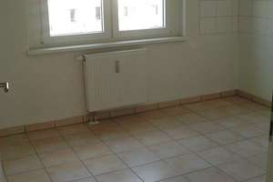Helle Wohnung mit Balkon und Blick ins Grüne inmitten der Landeshauptstadt – 39106 Alte Neustadt, Magdeburg – Vorschaubild 2