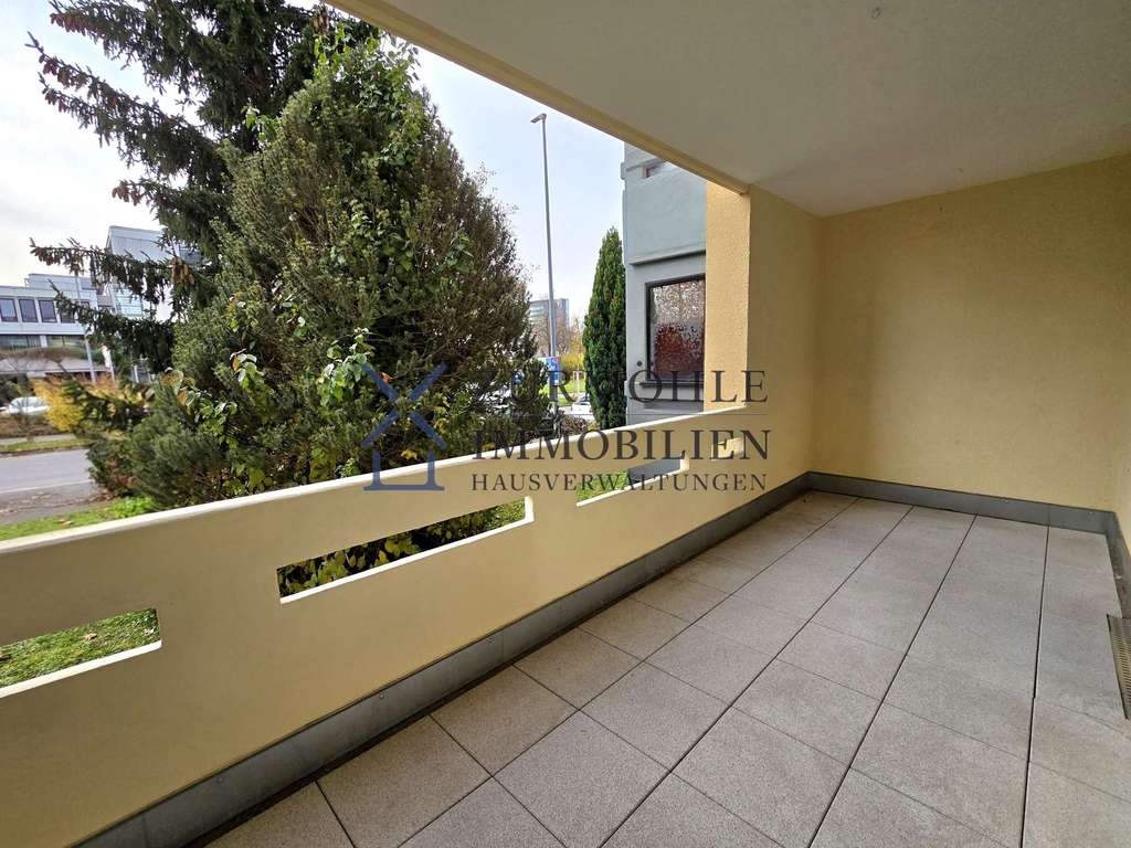 Immobilie in Bietigheim-Bissingen - Sofort verfügbar! Attraktive Erdgeschosswohnung mit Süd-Loggia und Tiefgaragenstellplatz. - Bild 1