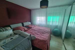 **Helle 3,5-Zi.-Wohnung mit gigantischer Aussicht und TG-Stellplatz** – Die vollständige Adresse der Immobilie erhältst du vom Anbieter., 70195 Botnang-Nord, Stuttgart – Vorschaubild 6