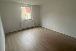 Frisch renovierte 3-Zimmer-Erdgeschosswohnung –  sofort bezugsfrei in Salzgitter-Thiede – Pappeldamm 8, 38239 Thiede, Salzgitter – Vorschaubild 4